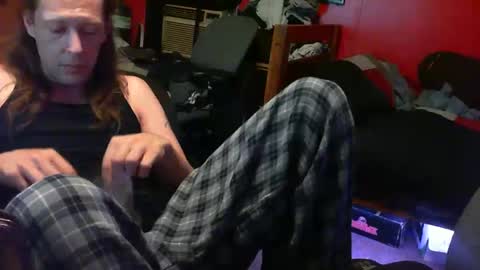 Snapshot of desolation2012 chatting on 10-01-25, 07:36 desolation2012 online show from 10-01-25, 07:36