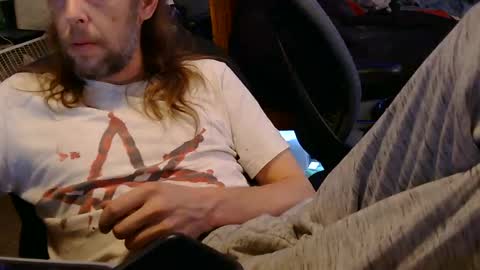 Snapshot of desolation2012 chatting on 11-03-25, 07:42 desolation2012 online show from 11-03-25, 07:42