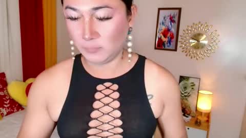 Snapshot of destenierose chatting on 02-09-26, 12:25 destenierose online show from 02-09-26, 12:25