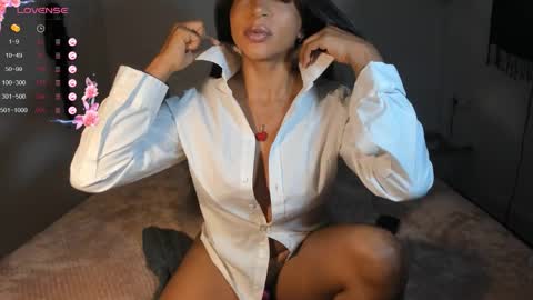 Destinne Mill online show from 10-17-25, 02:41