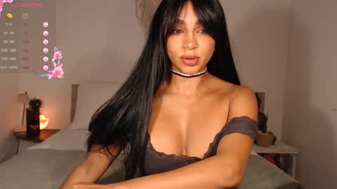 Destinne Mill online show from 12-15-25, 11:03