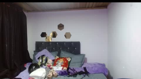 destinyfuckass69 online show from 12-16-25, 07:08