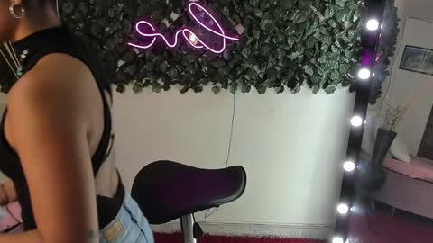 Destiny online show from 09-25-25, 12:09