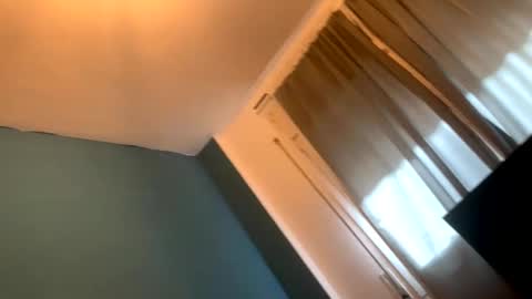 Snapshot of destrosandotelculo chatting on 09-21-25, 05:03 destrosandotelculo online show from 09-21-25, 05:03