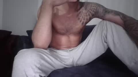 Snapshot of destrudoxxx chatting on 11-23-25, 06:41 Destrudo online show from 11-23-25, 06:41