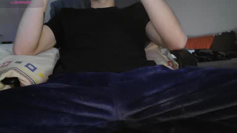 Snapshot of deux139 chatting on 12-30-24, 09:59 Ricardo online show from 12-30-24, 09:59