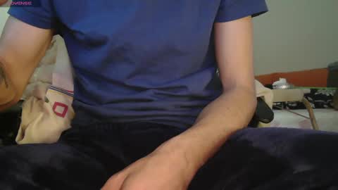 Snapshot of deux139 chatting on 01-05-25, 05:41 Ricardo online show from 01-05-25, 05:41