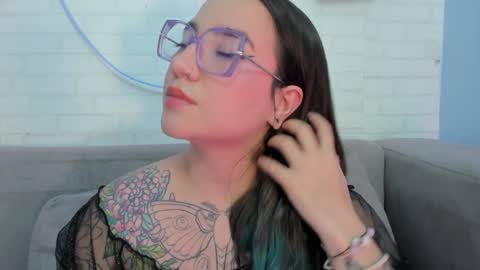 Deva Blue online show from 02-07-25, 08:44