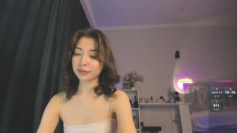 Snapshot of devaivy chatting on 09-17-25, 09:22 Deva online show from 09-17-25, 09:22