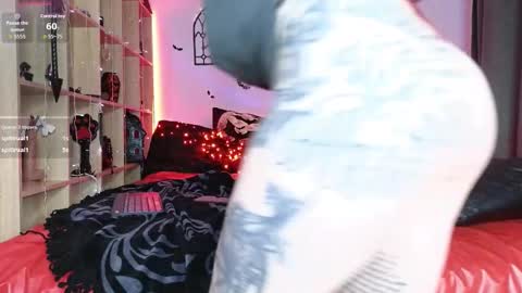 devil_s_bride online show from 11-18-25, 01:22