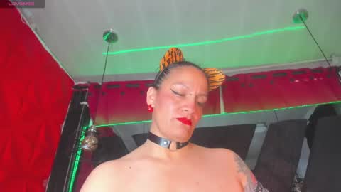 Snapshot of devil_taylorx chatting on 02-22-25, 02:08 devil_taylorx online show from 02-22-25, 02:08