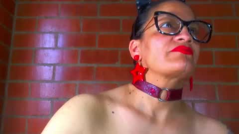 Snapshot of devil_taylorx chatting on 08-05-26, 06:55 devil_taylorx online show from 08-05-26, 06:55
