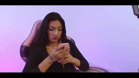 Snapshot of devilchlloe chatting on 02-04-25, 10:24 devilchlloe online show from 02-04-25, 10:24