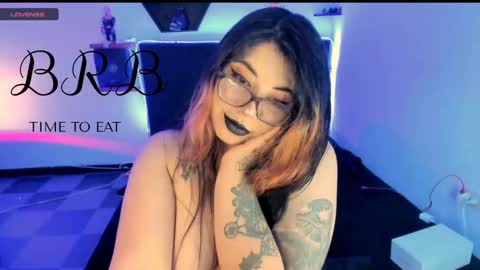  L I NA  online show from 10-16-25, 02:12