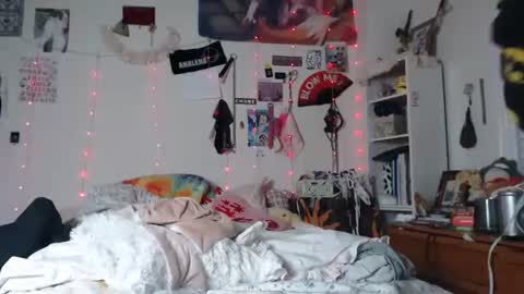 poutyangel online show from 12-08-24, 01:13