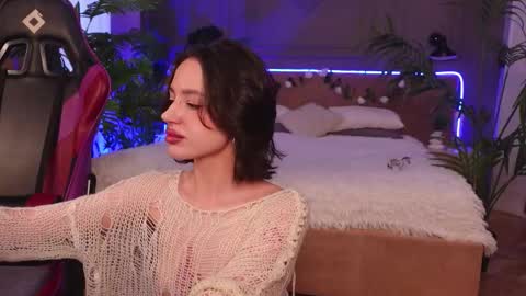 devilinee online show from 11-19-25, 06:57