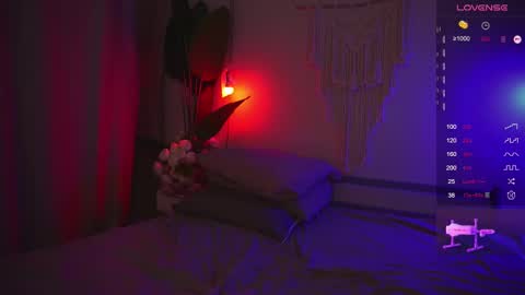 Snapshot of devilss_toy chatting on 03-12-25, 02:56  CIBELLE  online show from 03-12-25, 02:56