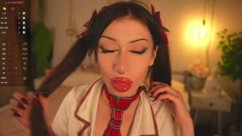 Snapshot of devilss_toy chatting on 10-05-25, 03:54  CIBELLE  online show from 10-05-25, 03:54