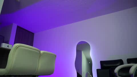 Devin Hunter online show from 01-24-25, 03:22