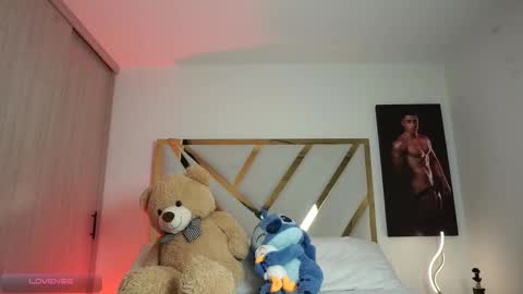 Snapshot of devin_hunter chatting on 02-15-26, 12:07 Devin Hunter online show from 02-15-26, 12:07