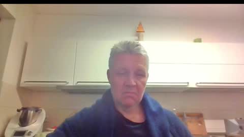 Devon online show from 12-18-24, 12:10