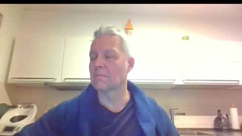 Devon online show from 12-25-24, 12:59