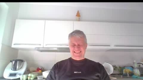 Devon online show from 02-08-25, 10:39