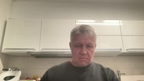 Devon online show from 09-28-25, 10:48