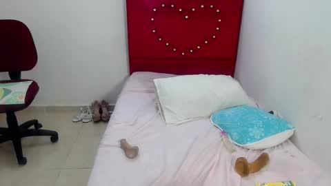 Snapshot of devorasexy2 chatting on 02-02-25, 01:45 Devora.. online show from 02-02-25, 01:45