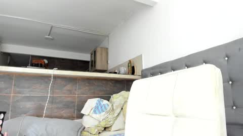 thumb up me please its important online show from 01-10-26, 09:30