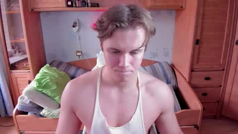 Snapshot of dexter_bennett chatting on 10-15-25, 08:58 Dexter online show from 10-15-25, 08:58