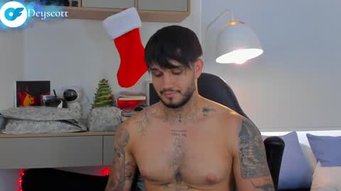 JULIAN online show from 12-24-24, 08:38