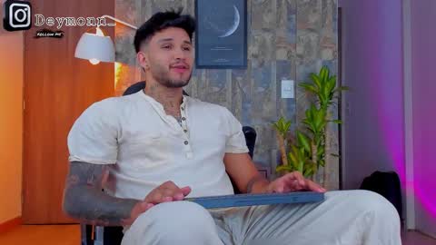 JULIAN online show from 09-29-25, 10:14