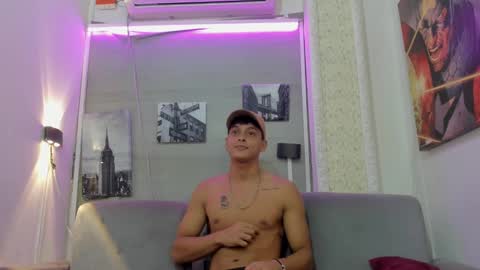 Deyvis Taylor7 online show from 12-12-24, 05:31