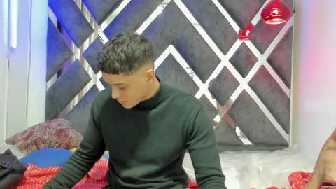 Deyvis Taylor7 online show from 12-16-24, 09:35