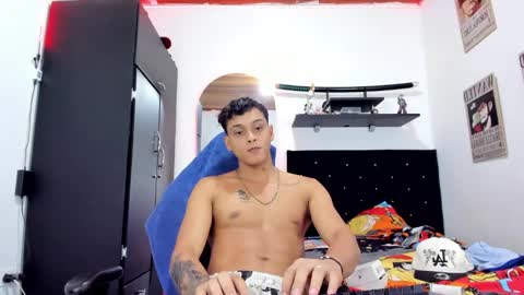 Deyvis Taylor7 online show from 03-06-25, 07:57