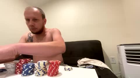 deznuts130 online show from 12-18-24, 05:04