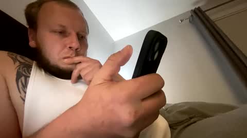 deznuts130 online show from 01-17-25, 02:08