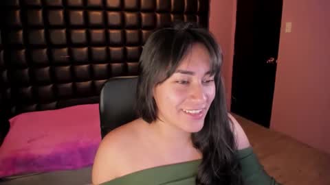 dhaniela naugthy online show from 12-16-25, 07:41