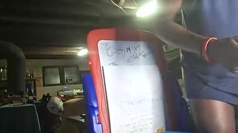 Snapshot of dhbbc454336 chatting on 09-25-25, 07:01 Marcus D-von Steel as the raunchy ass sniffer thrill me with your online show from 09-25-25, 07:01