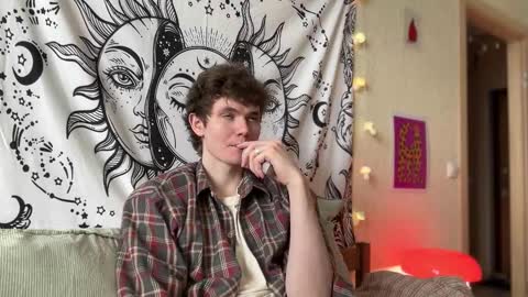 Di Alex online show from 02-14-25, 10:49