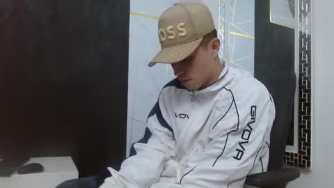 Snapshot of dia_fax18 chatting on 01-13-26, 09:14 online show from 01-13-26, 09:14