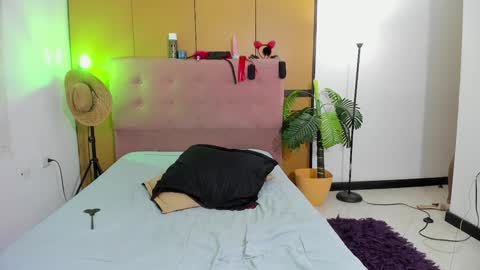 D I A B L A online show from 01-01-25, 02:09