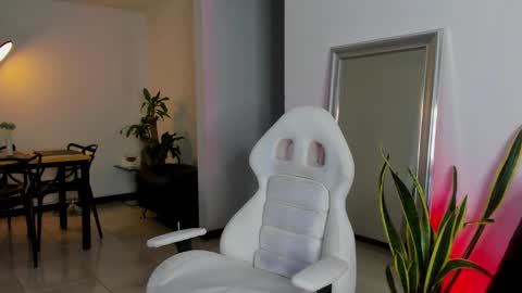 Diego online show from 01-04-25, 02:25