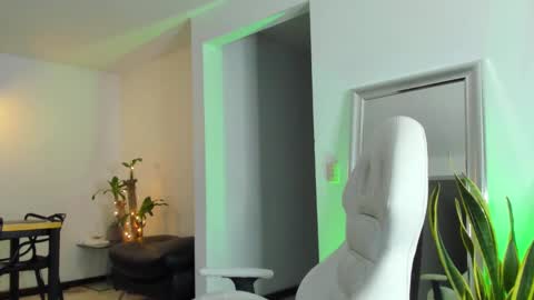 Diego online show from 02-14-25, 04:47