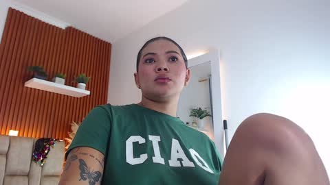 diamond_canela online show from 01-22-25, 05:16