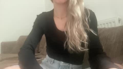 British Diamond Rose online show from 02-13-25, 03:03