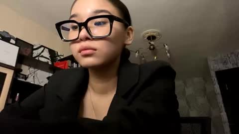 Snapshot of diamondtraverse chatting on 02-04-26, 01:39 Julia online show from 02-04-26, 01:39