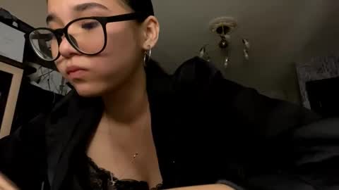 Snapshot of diamondtraverse chatting on 02-10-26, 01:26 Julia online show from 02-10-26, 01:26