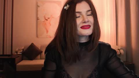 Diana DeLua online show from 09-30-25, 06:13